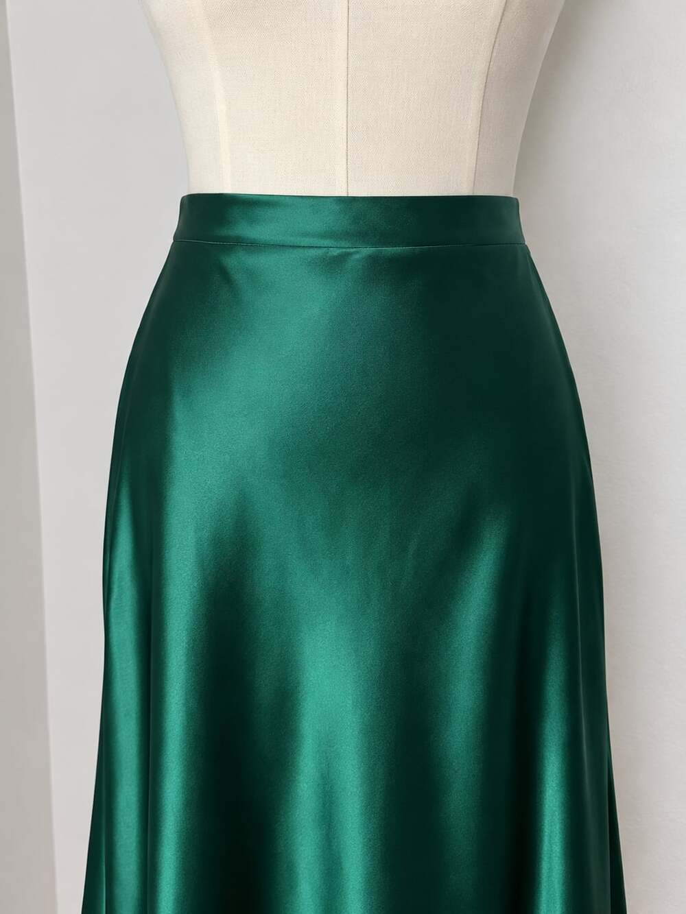 HOTOUCH Women's High Waist Satin Midi Skirt Emerald Green